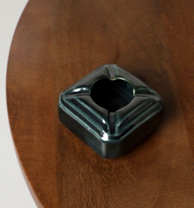 ASHTRAY