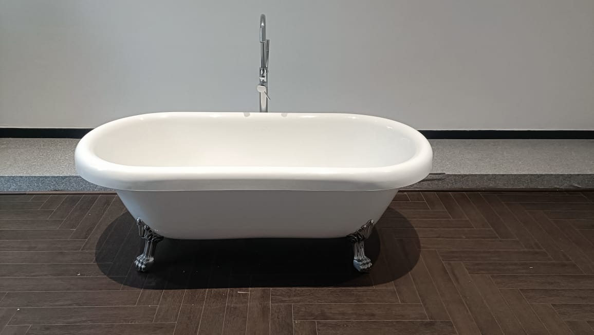 BATHTUB